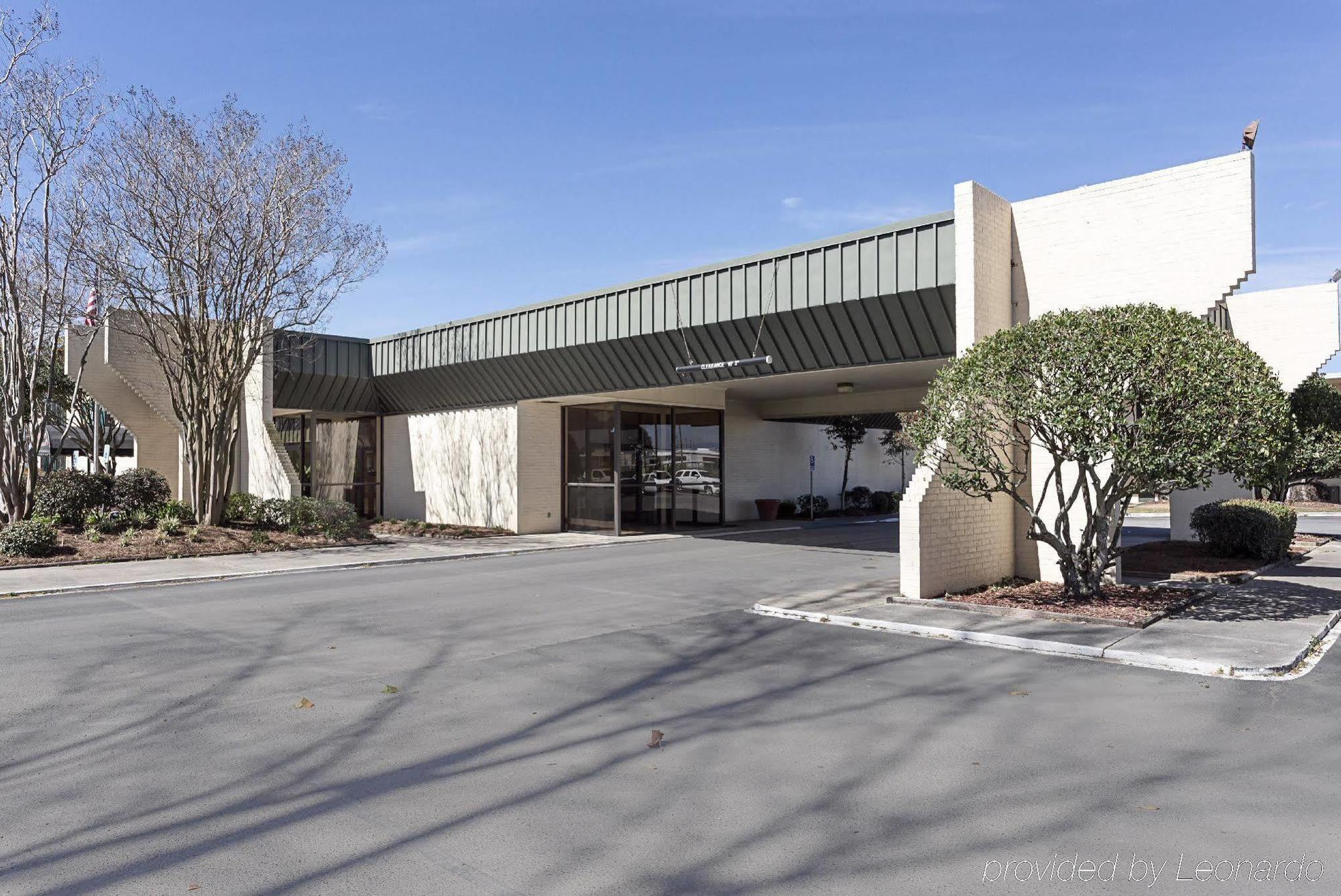 Quality Hotel Houma Exterior photo
