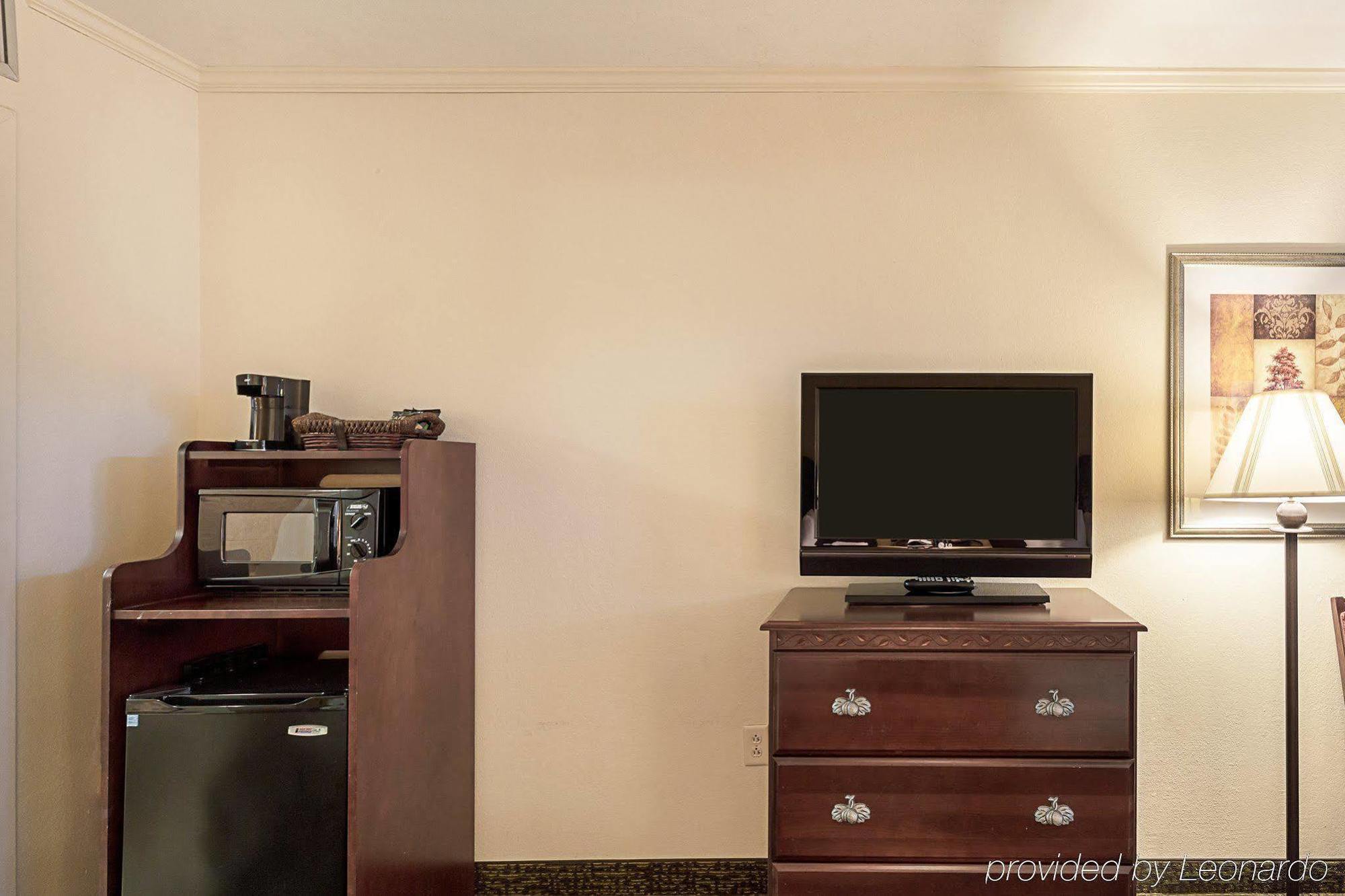 Quality Hotel Houma Exterior photo