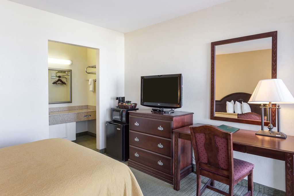Quality Hotel Houma Room photo